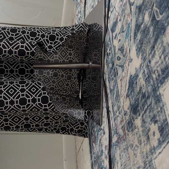 3/$10❣️NINA LEONARD Black and White Geometric Maxi Dress - Picture 3 of 9